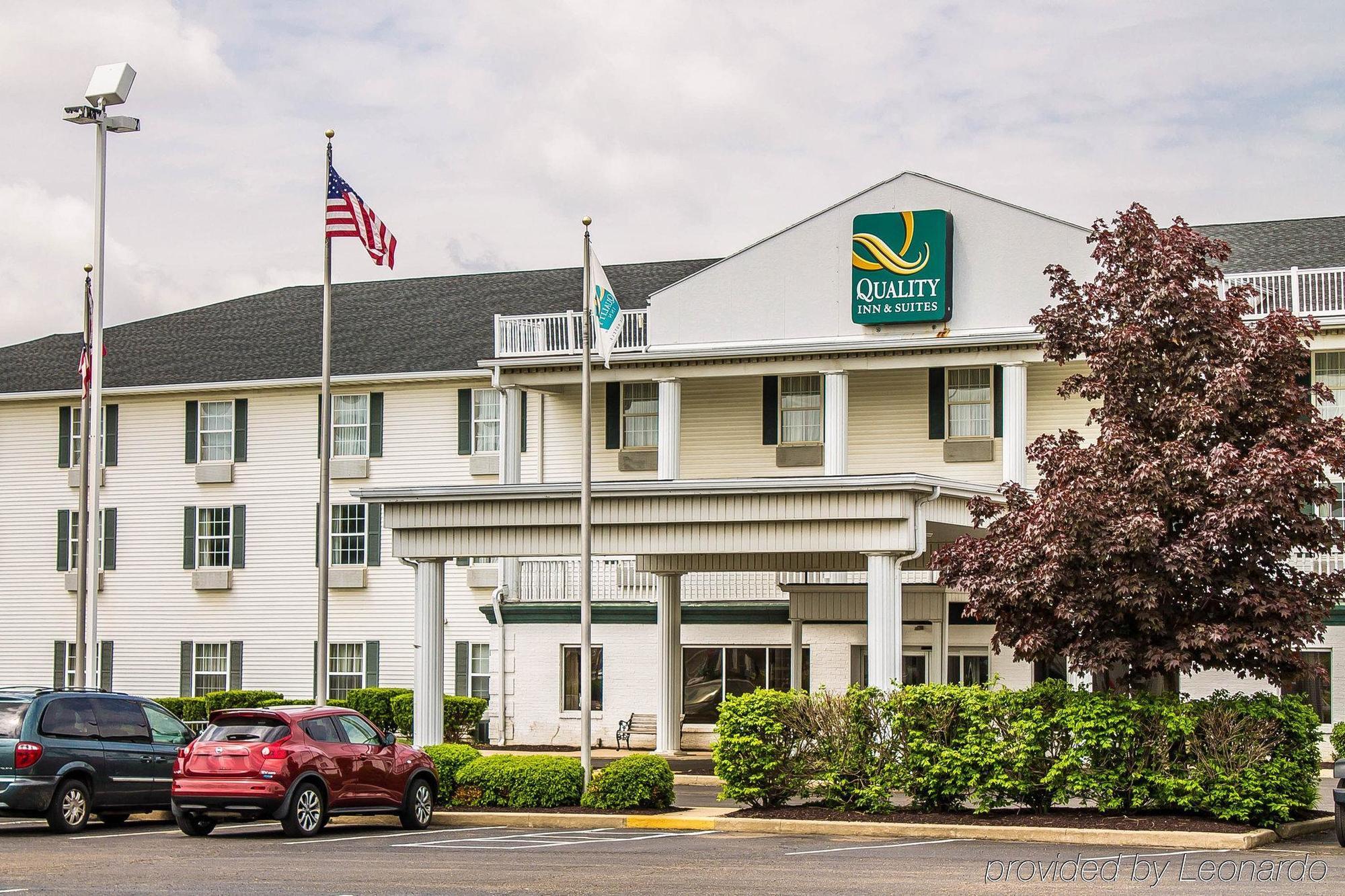 Quality Inn & Suites Bellville - Mansfield Buitenkant foto